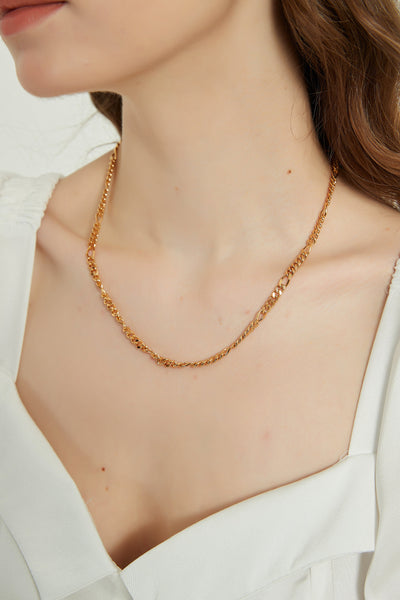 Evelyn gold figaro necklace